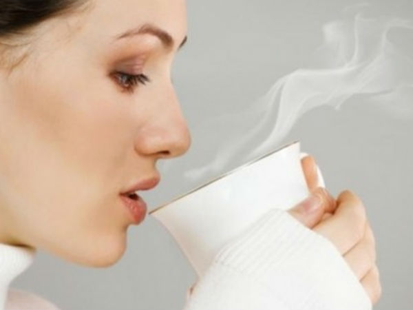 Những lợi ích khi uống nước nóng