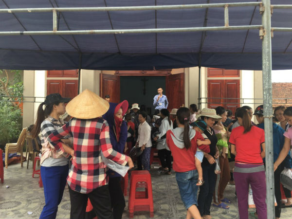 Nở rộ chiêu trò bán hàng đa cấp sau mưa lũ tại Nghệ An