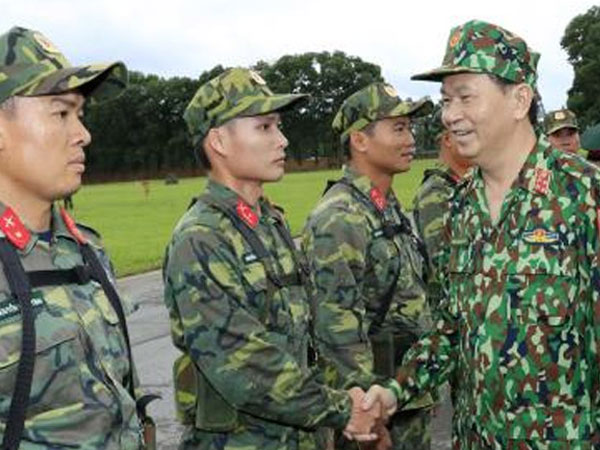 Chủ tịch nước thăm, làm việc với Bộ Quốc phòng