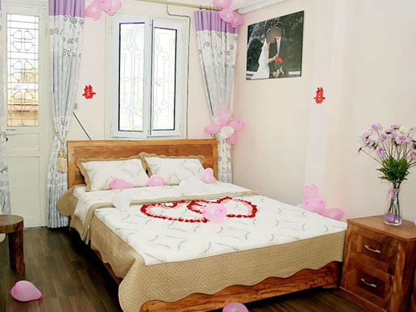Đăng đàn thắc mắc chuyện bố mẹ chồng không chịu chi tiền mua giường tủ, chụp ảnh cưới, cô gái khiến chị em tranh cãi