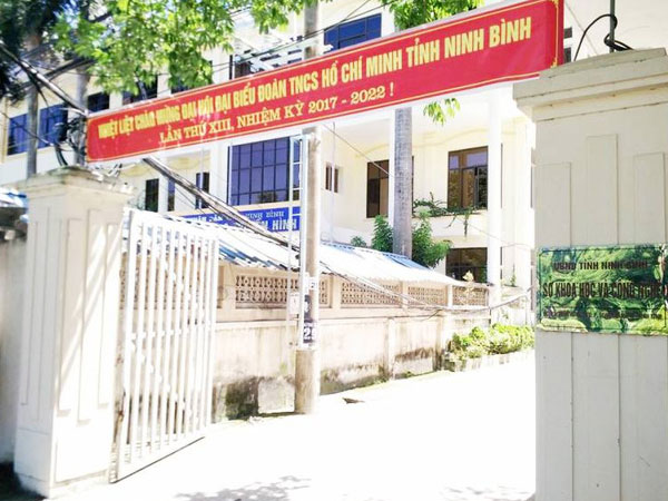 Giám đốc Sở “choảng” lái xe xin từ chức trước khi bị kỷ luật