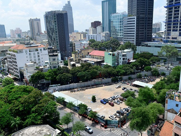 Chủ cao ốc 60 tầng ở "đất vàng" Sài Gòn lỗ triền miên