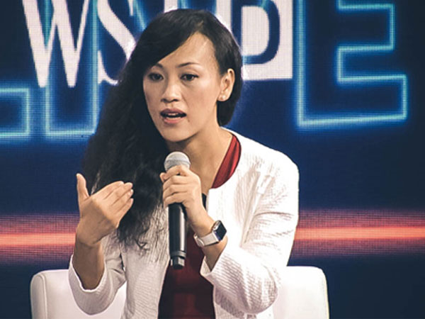 Chân dung "nữ tướng" lấy 1 tỷ USD từ Tim Cook chỉ bằng một câu nói đùa, đuổi Uber ra khỏi Trung Quốc