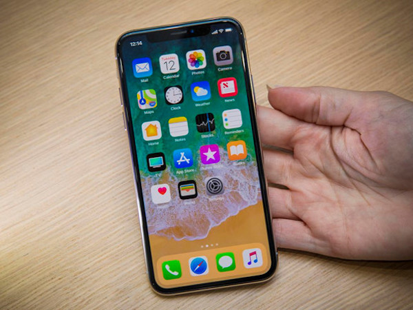 Fan Apple cũng phát sợ với mức giá iPhone X