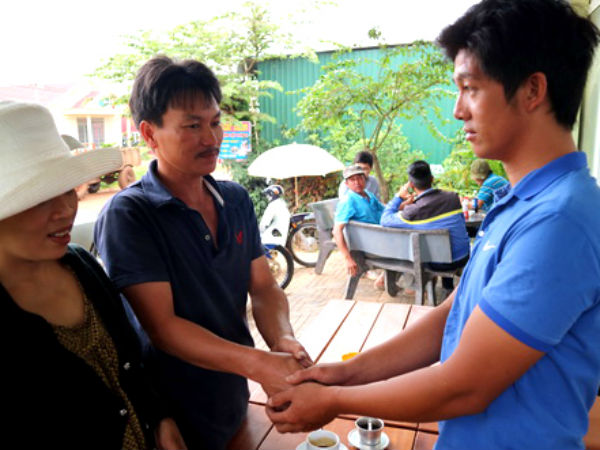 Thanh niên cứu hai nữ sinh dưới sông Đa Nhim được khen thưởng