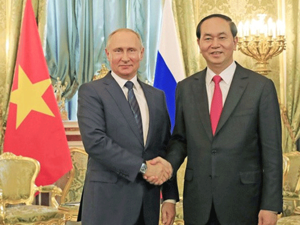 Tổng thống Vladimir Putin sẽ tới Việt Nam dự APEC