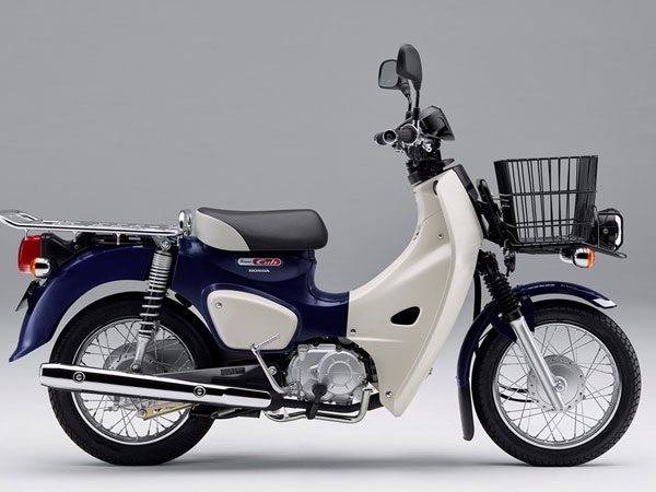 Honda Super Cub 2018 giá từ 2.070 USD