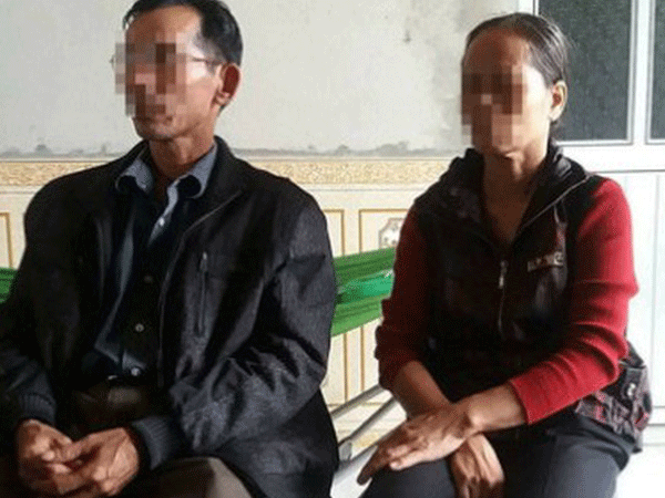 Nước mắt cha mẹ già khi con và cháu tự tử