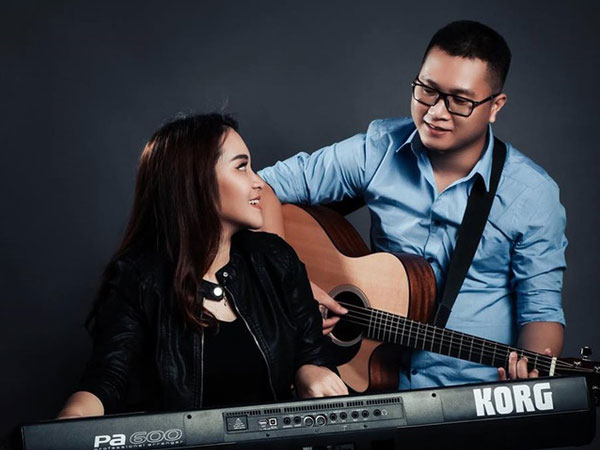 Hạnh phúc của cặp vợ chồng "cưới chạy bầu" sau 6 tháng chia tay