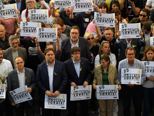 Lãnh đạo Catalonia chỉ trích chính phủ Tây Ban Nha