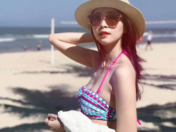 Ngắm Hoa hậu Đặng Thu Thảo mãi không biết chán