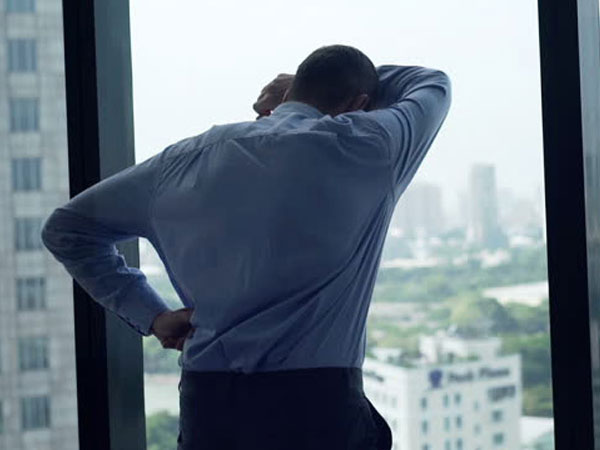 Tôi trắng tay khi vợ bị trai đẹp ở vũ trường "rắc thính"