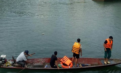 Khởi tố 2 bị can xả lũ nhà máy thủy điện gây chết người