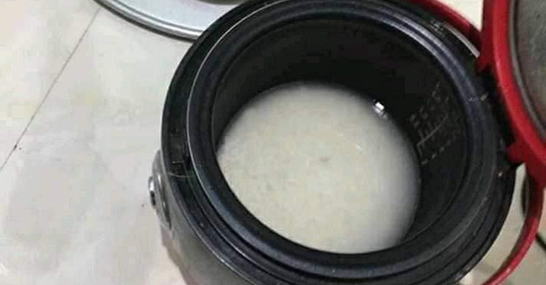 Nấu cơm quên cắm điện, vợ trẻ bị chồng thẳng tay đánh tới chảy máu trán, nhưng dân mạng lại có phản ứng bất ngờ?