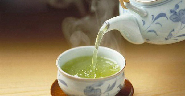 Nếu ai vẫn giữ thói quen uống trà như này, hãy đề phòng nguy cơ mắc bệnh ung thư tăng hơn 40%