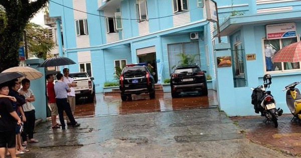 Lào Cai: Nam thanh niên ngang nhiên cầm kiếm xông vào ngân hàng Vietinbank cướp tiền