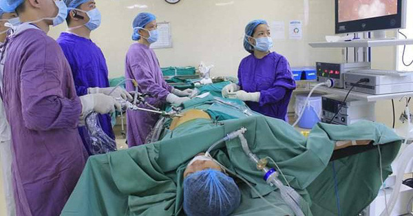 Nuốt phải xương cá kìm nhưng nghĩ có thể tự tiêu nên không đi viện, người phụ nữ bị thủng ruột non sau 2 tuần