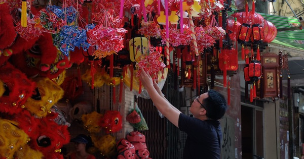 Hàng Mã rực rỡ sắc màu, đồ chơi 'made in Việt Nam' lên ngôi Trung thu 2019