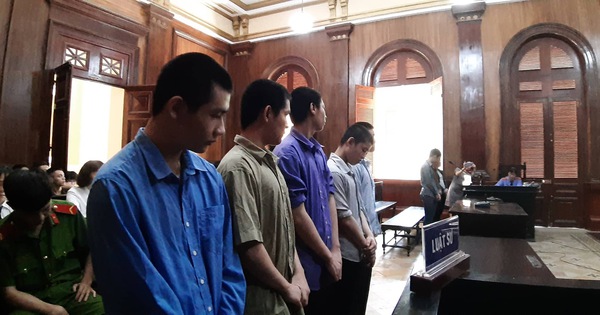 Đang xét xử băng cướp 'nhí' gây chấn động dư luận