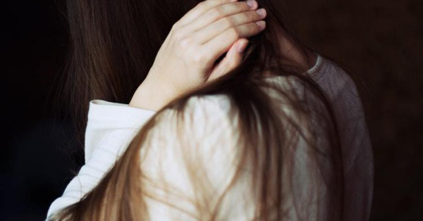 Thấy mẹ chồng lén lút vào nhà nghỉ, tôi gắt giọng thông báo cho cả nhà chồng biết, ngờ đâu lại gây ra tội lỗi tày trời