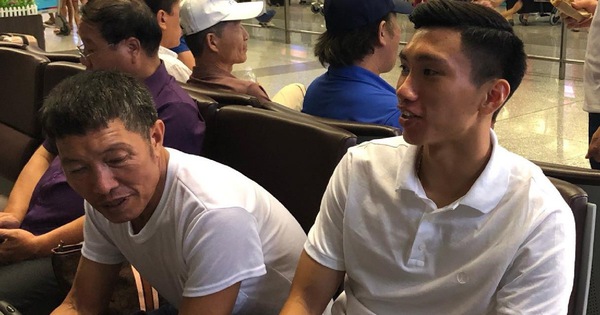 Đoàn Văn Hậu: 'Bố mẹ sẽ rất hãnh diện khi tôi được thi đấu tại Hà Lan'