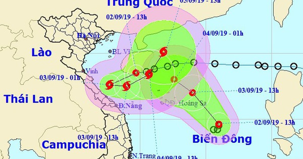 Hướng di chuyển 'hút nhau' của 2 áp thấp nhiệt đới trên Biển Đông