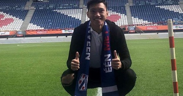 Đội bóng Hà Lan định giờ họp báo, Đoàn Văn Hậu đã qua được cửa ải cuối cùng