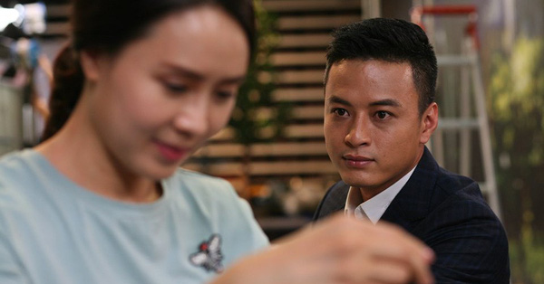 Hoa hồng trên ngực trái: Hồng Đăng nhìn Hồng Diễm đắm đuối khiến fan 'phát cuồng'