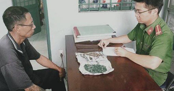 Bắt tại trận chủ tiệm rải đinh bẫy người chạy xe trên Quốc lộ 51