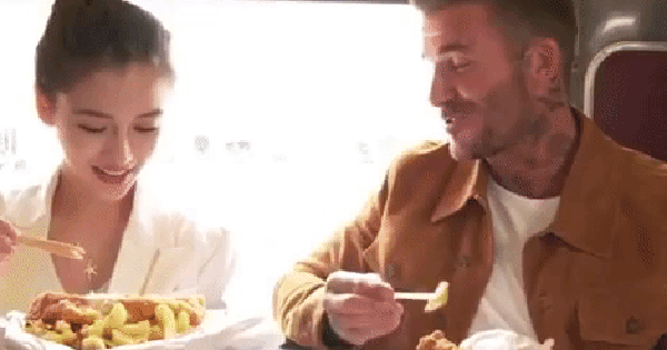 David Beckham khoe clip trò chuyện cùng Angela Baby, nhan sắc của bà xã Huỳnh Hiểu Minh gây chú ý hơn cả