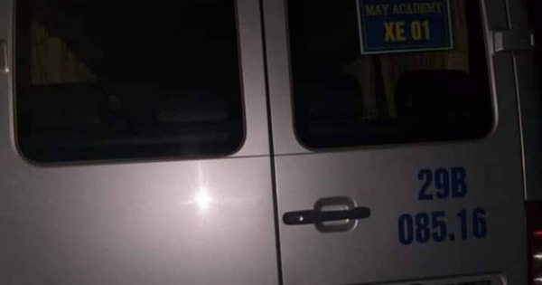 Hà Nội: Phát hiện nam tài xế gục chết trên vô lăng xe đưa đón học sinh Tiểu học