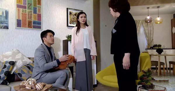 Bị mẹ chồng thường xuyên dọa đuổi về ngoại, 'tức nước vỡ bờ' con dâu nhẹ nhàng hỏi lại một câu khiến bà đỏ mặt bẽ bàng