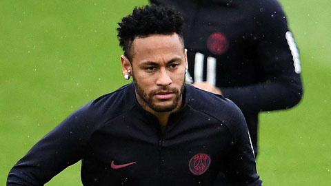 Cô gái tố cáo Neymar hiếp dâm bị cáo buộc tống tiền